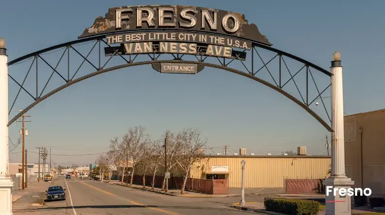 What are the best places to visit in Fresno