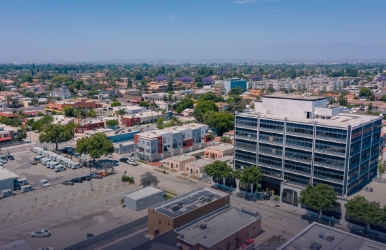 Reservar un carro en Downey