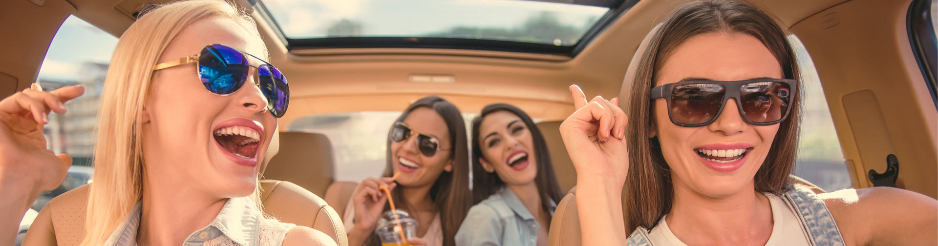 Recomendações úteis sobre locação de carros no aeroporto de Los Angeles.
