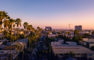 Alugue um carro no West Los Angeles.