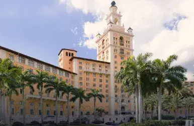 Aluguel de carros com a Alamo em Coral Gables. Miami