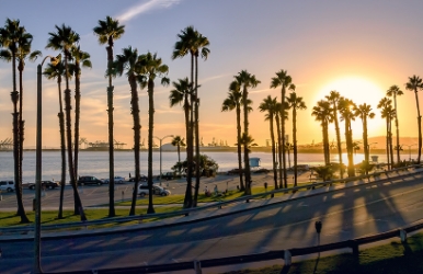 Alugue um carro em Long Beach, Califórnia