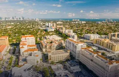Aluguel de carros com a Avis em Coral Gables