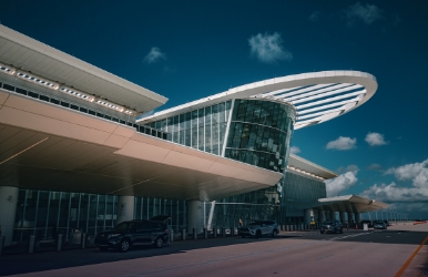 Rent a cheap SUV at Orlando International Airport