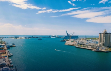 The best prices on convertible car rentals at Port Canaveral