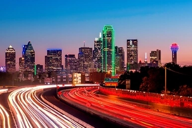 Aluguel de carros baratos em Downtown Dallas