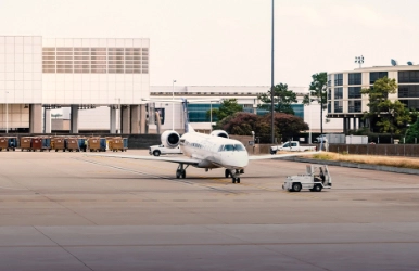Aluguel de carros da Hertz no Aeroporto Intercontinental George Bush