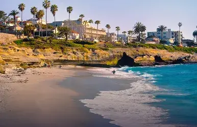 Renta de carros Hertz en La Jolla,  San Diego 