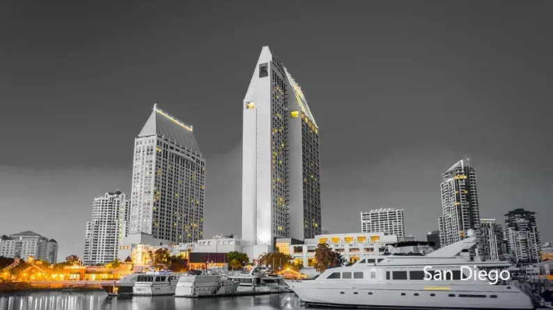 Sucursales Hertz para rentar autos en San Diego
