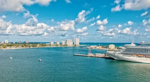 Aluguel de carros para visitar o Porto Everglades em Fort Lauderdale