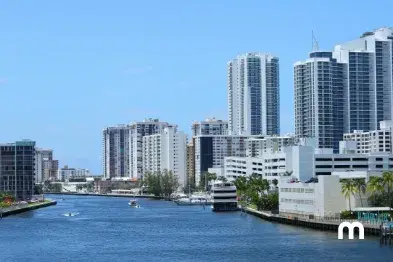 Conheça as melhores praias de Hollywood, Flórida Apresentamos as mais belas praias de Hollywood, FL
