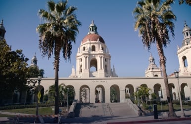 Rent a car in Wilshire Boulevard
