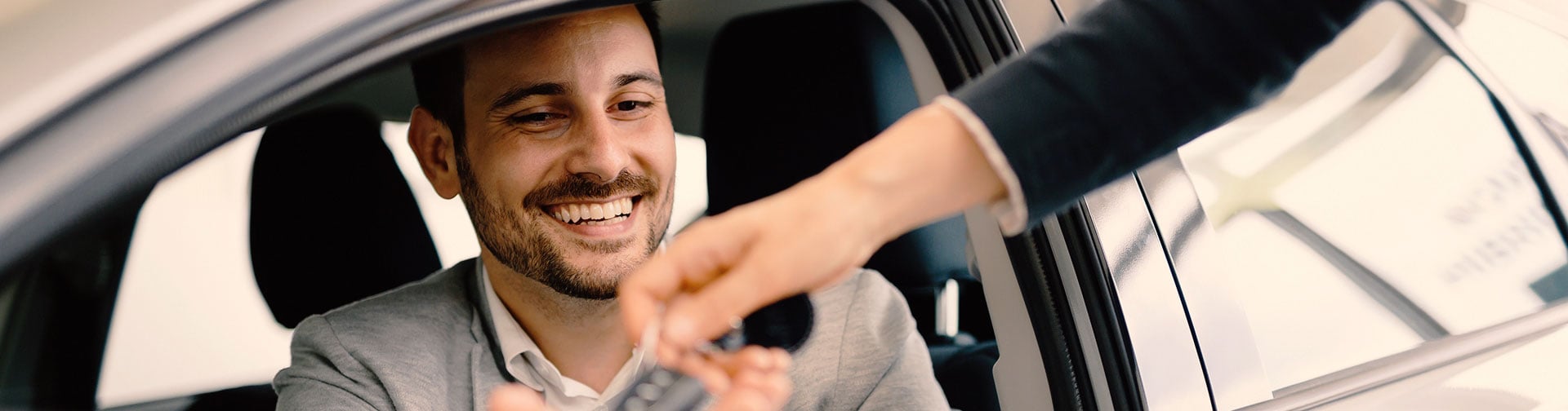 Discover our customers' ratings for the car rental service in Los Angeles.
