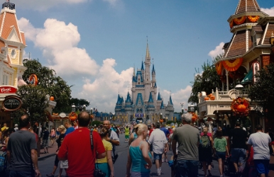 Rent a car at Disney, Orlando at the best price in the market