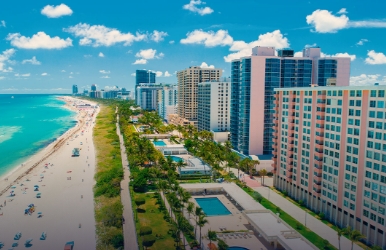 Rent a car in Miami, FL at the best price in the market