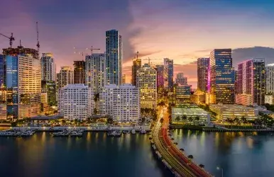 Find a car rental in Miami, FL