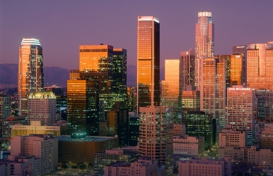 Reservas de carros no centro de Los Angeles