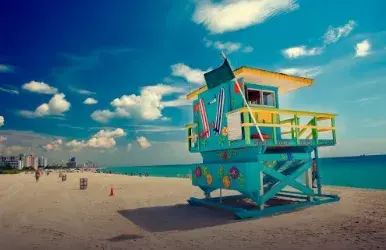 Pick up your rental car in South Beach Miami